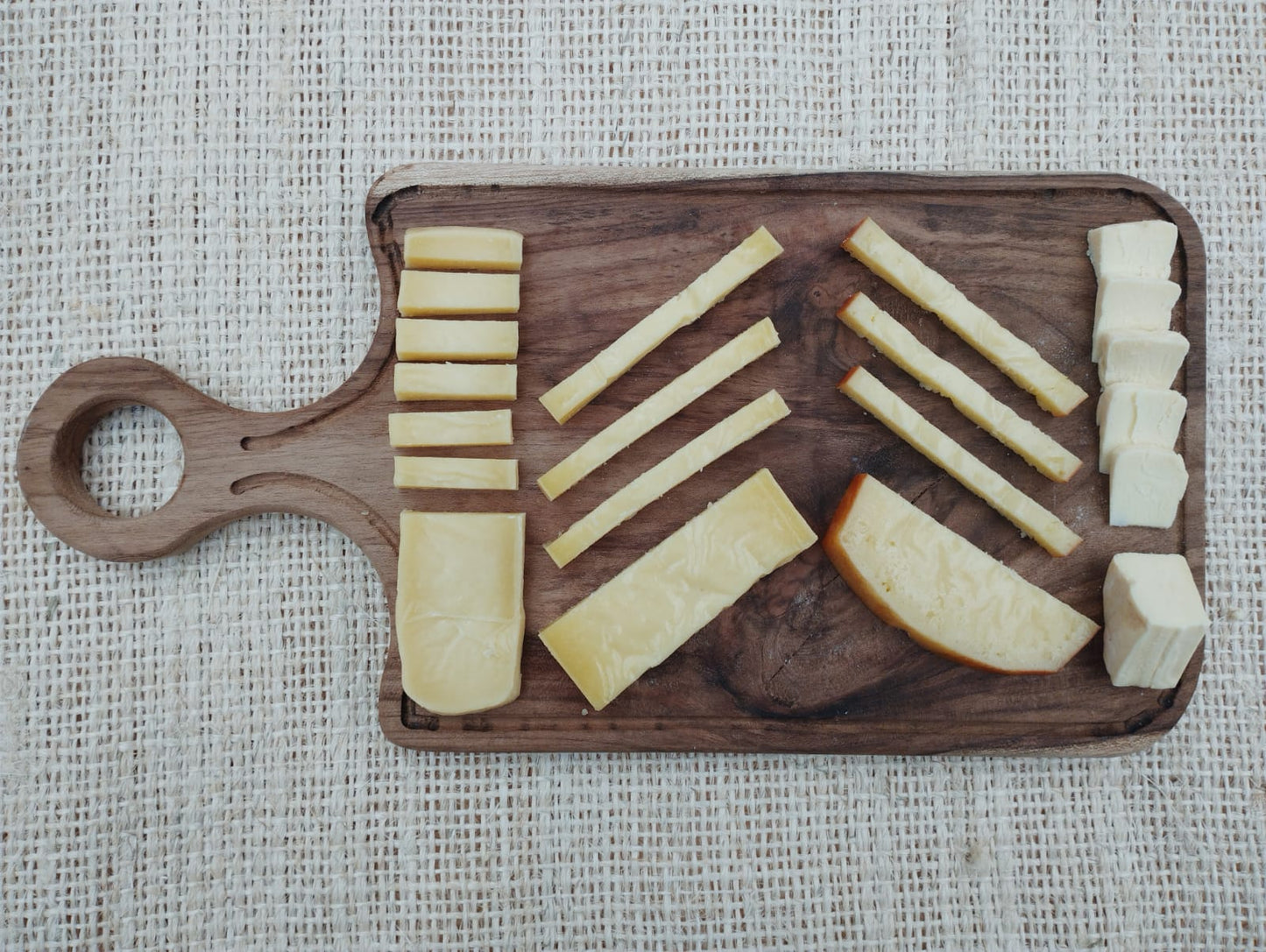 Assorted cheese table (180g)
