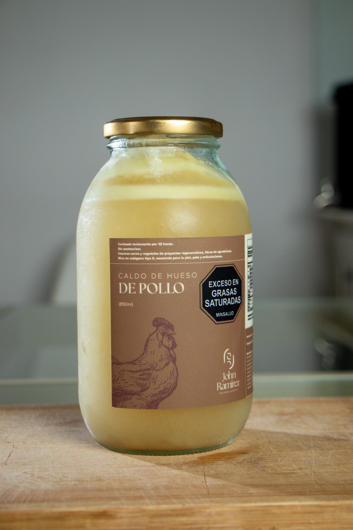 Caldo de hueso de pollo (850ml)